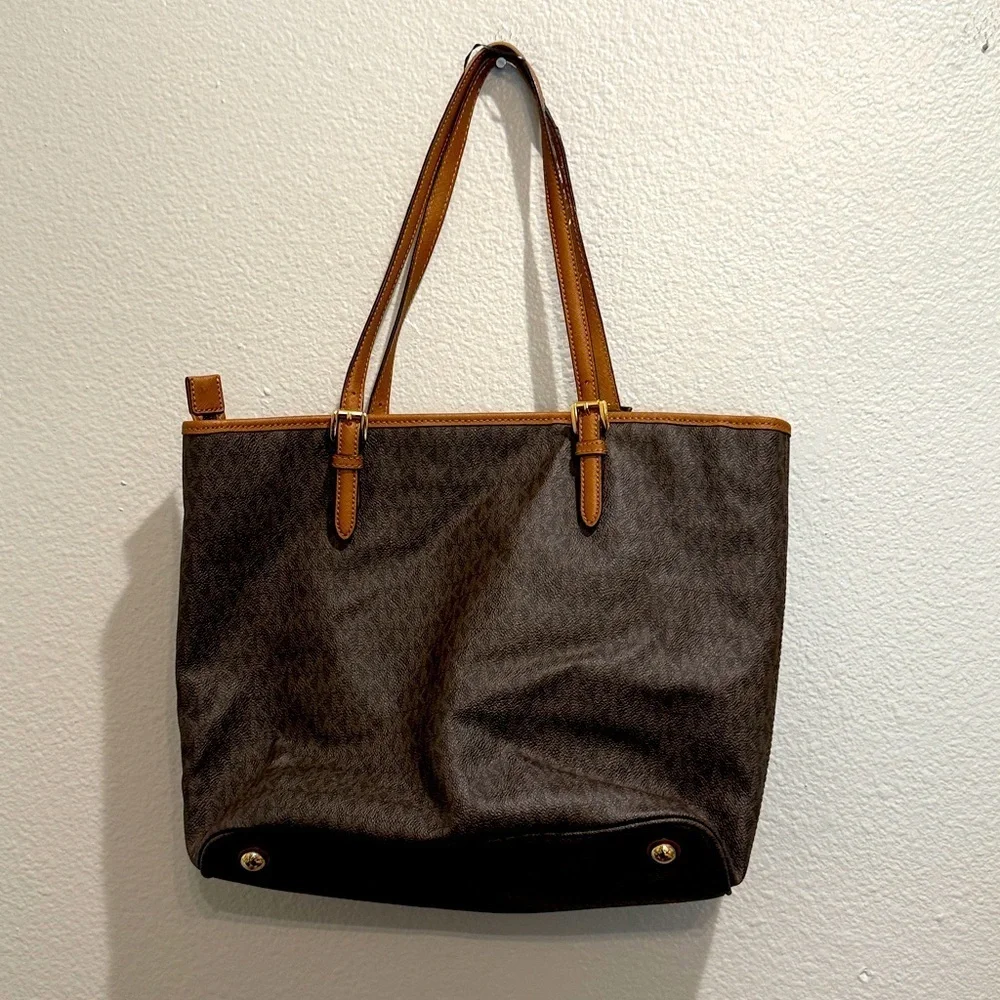 Michael Kors Tote Bag Monogram Large Brown Tan Pockets